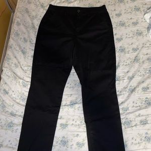 American Eagle Kaki Style Straight Leg Pants